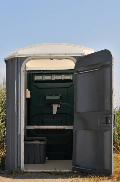 Best Temporary restroom rental  in Guntown, MS